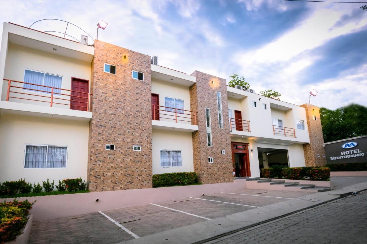 Hotel Mediterraneo Inn Santa Rosa de Lima Exteriér fotografie